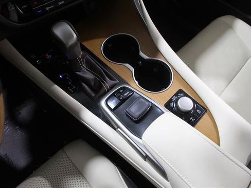 Used 2018 Lexus RX 350 AWD w/ Premium Package image 15