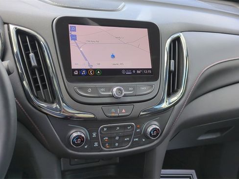 Used 2024 Chevrolet Equinox RS w/ RS Leather Package image 14