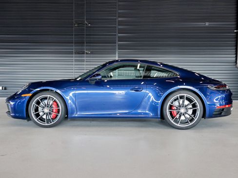 Used 2022 Porsche 911 Carrera 4S image 2