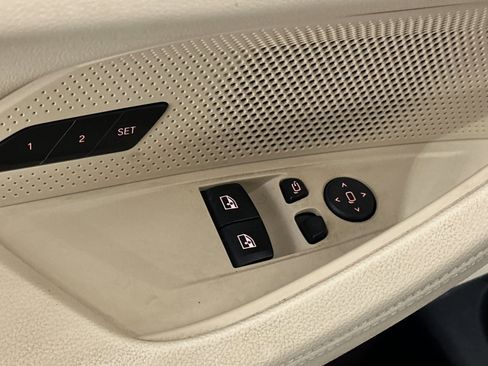 Used 2021 BMW 430i Coupe w/ Convenience Package image 14