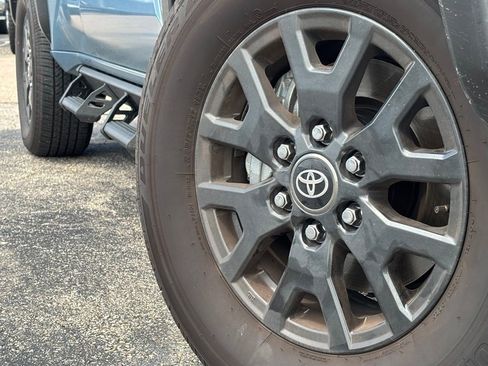Used 2026 Toyota 4Runner SR5 RWD image 2