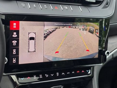 New 2026 Jeep Grand Cherokee L Limited AWD/4WD image 9