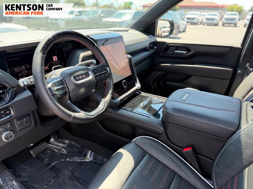 Used 2025 GMC Yukon AT4 Ultimate w/ LPO, Floor Liner Package AWD/4WD image 31
