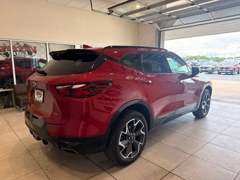 Used 2021 Chevrolet Blazer RS w/ Enhanced Convenience Package FWD image 5