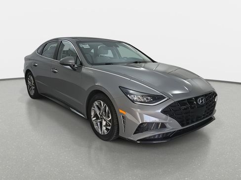 Used 2022 Hyundai Sonata SEL w/ Convenience Package image 3