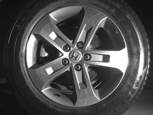 Used 2024 Honda Pilot EX-L image 10