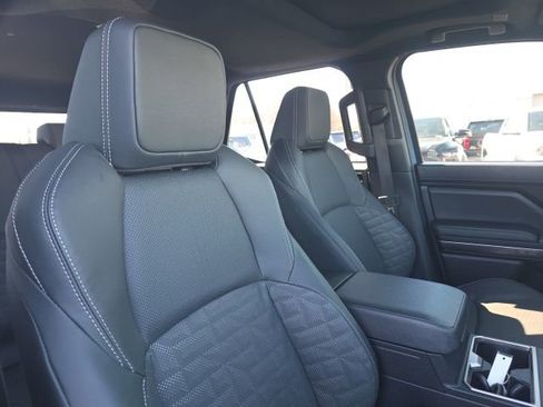 Used 2025 Toyota 4Runner TRD Off-Road Premium image 12