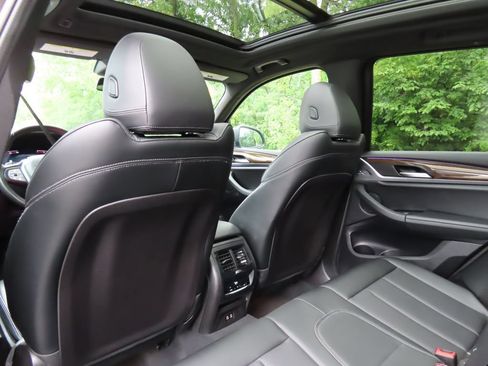 Used 2023 BMW X3 xDrive30i AWD/4WD image 27