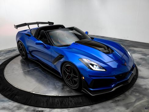 Used 2019 Chevrolet Corvette ZR1 image 25