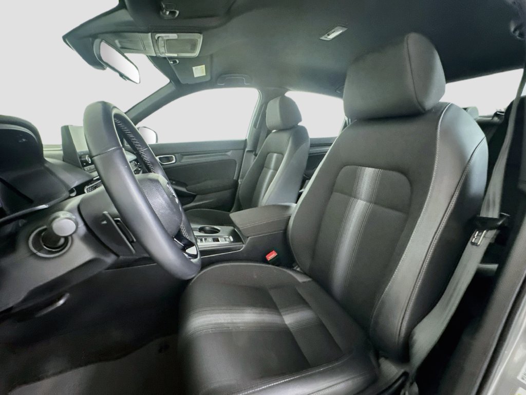 Used 2025 Honda Civic Sport image 9