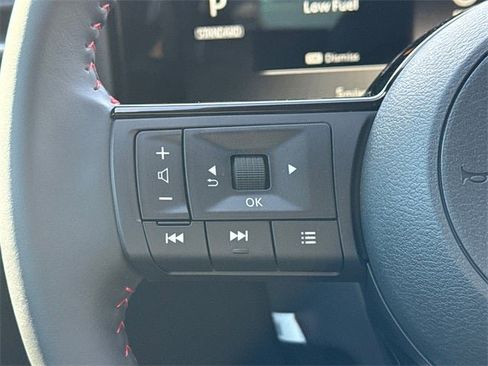 New 2026 Nissan Kicks SR image 28