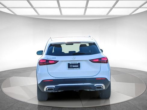 Certified 2025 Mercedes-Benz GLA 250 image 3