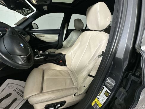 Used 2018 BMW 330e w/ Premium Package image 15