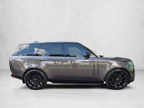Certified 2023 Land Rover Range Rover Autobiography AWD/4WD image 4