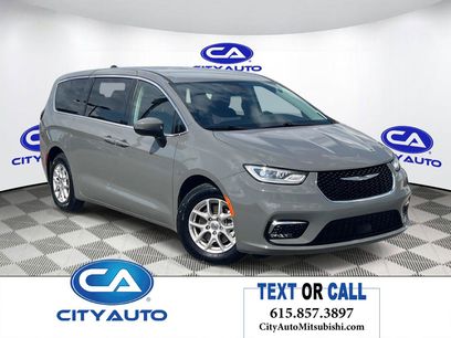 Used 2023 Chrysler Pacifica Touring-L