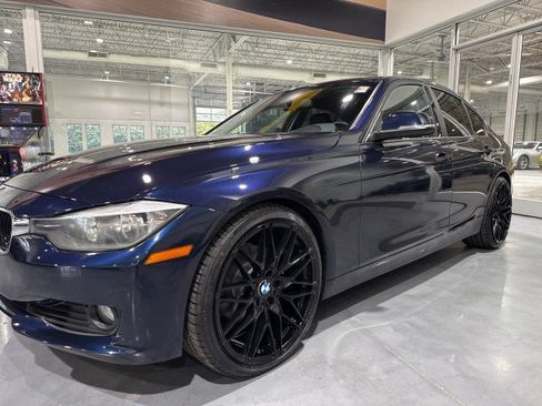 Used 2013 BMW 328i xDrive Sedan AWD/4WD image 19