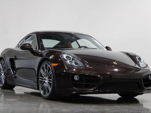 Used 2016 Porsche Cayman S image 5