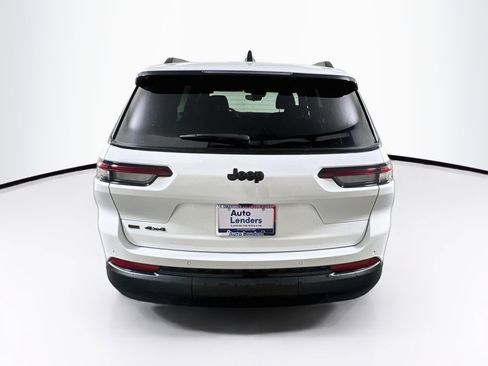 Used 2023 Jeep Grand Cherokee L Laredo image 6