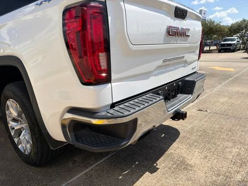 Used 2020 GMC Sierra 1500 SLT w/ SLT Premium Plus Package AWD/4WD image 32