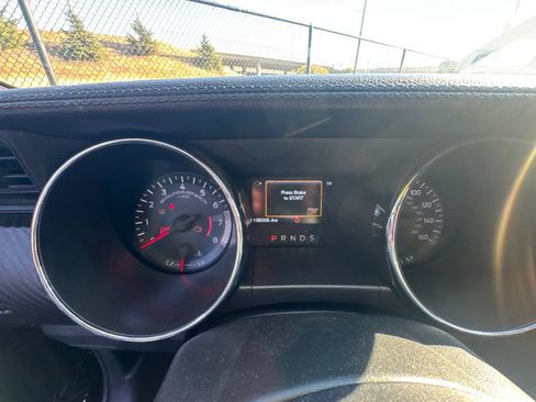 Used 2015 Ford Mustang Coupe RWD image 15