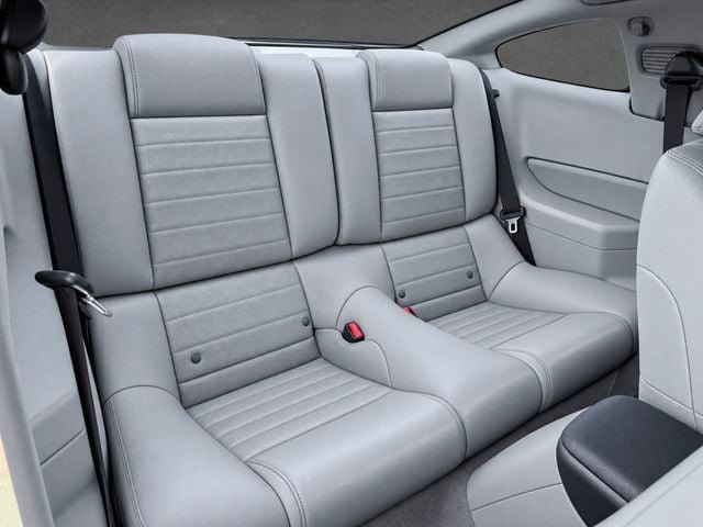 Used 2005 Ford Mustang GT RWD image 11