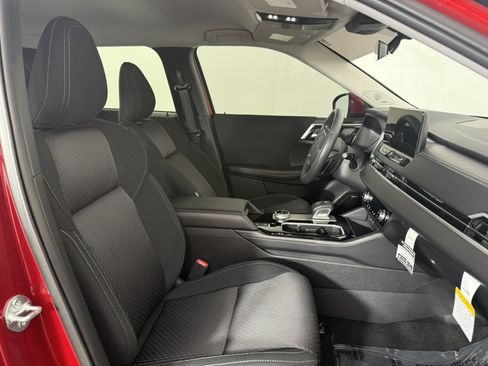 Used 2026 Mitsubishi Outlander ES FWD image 10