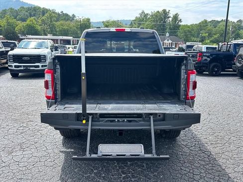 Used 2023 Ford F150 Lariat w/ Equipment Group 502A High AWD/4WD image 7