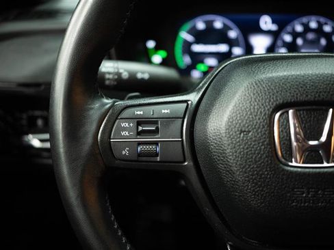 Used 2024 Honda Accord Sport image 28