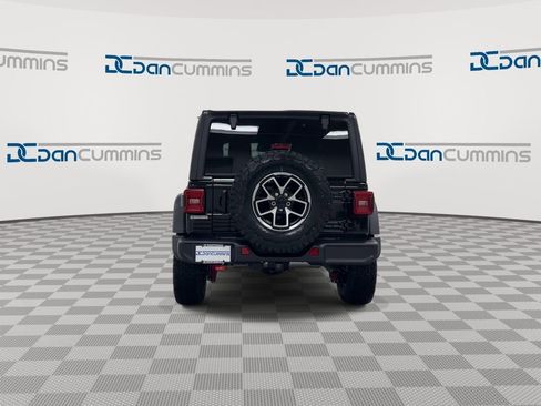 New 2026 Jeep Wrangler Unlimited Rubicon AWD/4WD image 7