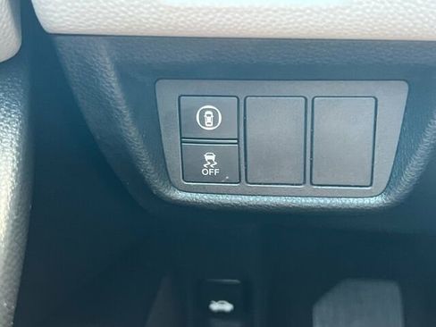 Used 2019 Honda Accord LX image 30