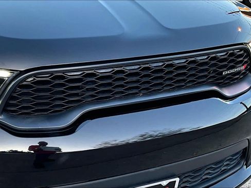 Used 2022 Dodge Durango GT image 28