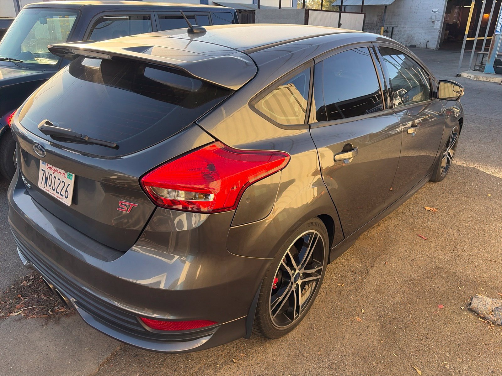 Used 2016 Ford Focus ST w/ Equipment Group 402A FWD image 3