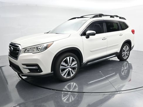 Used 2019 Subaru Ascent Touring AWD/4WD image 4