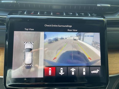 Used 2023 Jeep Grand Cherokee L Summit image 37