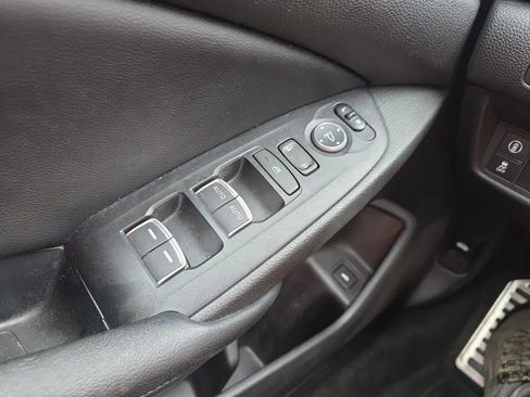 Used 2018 Honda Accord Sport image 24