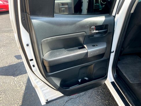 Used 2012 Toyota Tundra 4x4 Double Cab image 28
