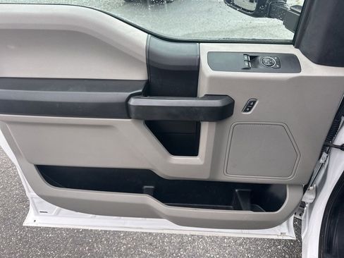 Used 2020 Ford F250 XL w/ Power Equipment Group image 21