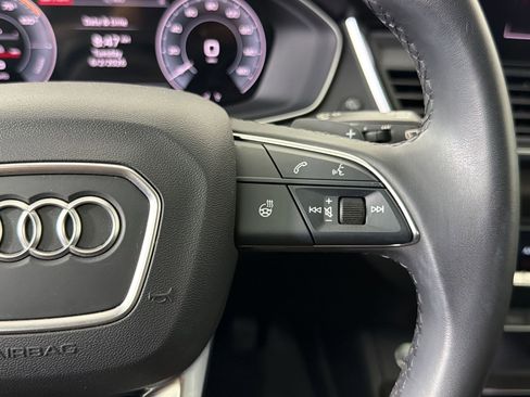 Used 2024 Audi Q5 e Premium AWD/4WD image 27