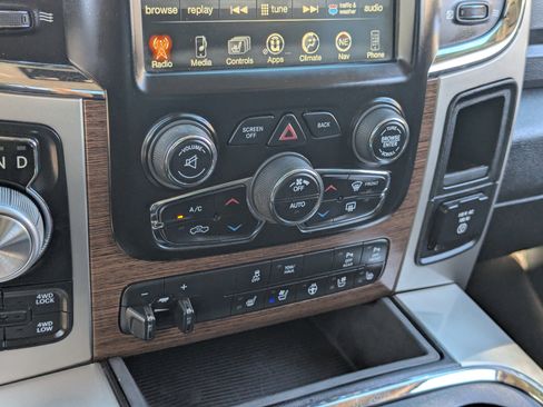 Used 2017 RAM 1500 Laramie w/ Convenience Group image 26