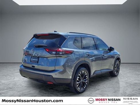 Certified 2026 Nissan Rogue Dark Armor FWD image 7