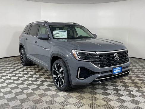 New 2026 Volkswagen Atlas SEL Premium R-Line AWD/4WD image 7