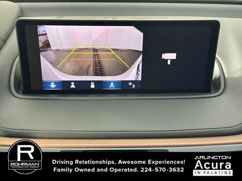 Used 2024 Acura MDX SH-AWD w/ Technology Package image 7