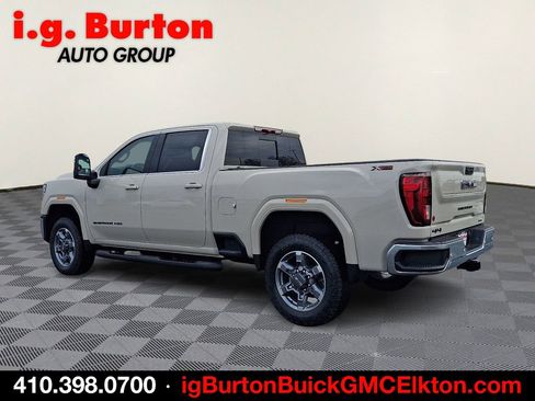 New 2026 GMC Sierra 2500 SLE w/ SLE Value Package; AWD/4WD image 3