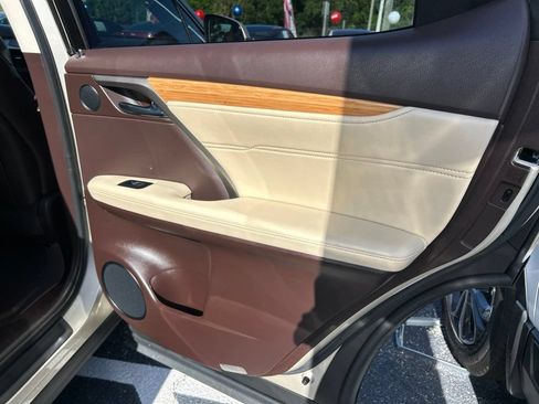 Used 2018 Lexus RX 350L FWD w/ Premium Package image 47