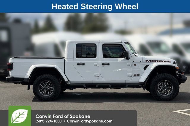 Used 2025 Jeep Gladiator Mojave AWD/4WD image 10