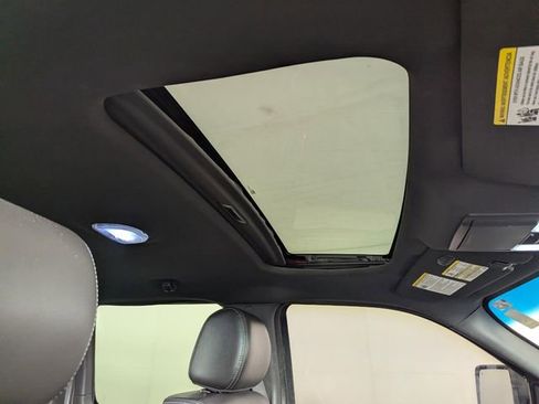 Used 2014 Ford F150 FX4 w/ Equipment Group 402A Luxury AWD/4WD image 23