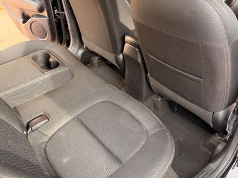 Used 2016 Kia Soul + image 13