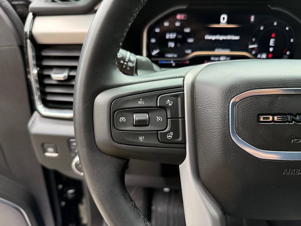 Used 2025 GMC Sierra 1500 Denali AWD/4WD image 27