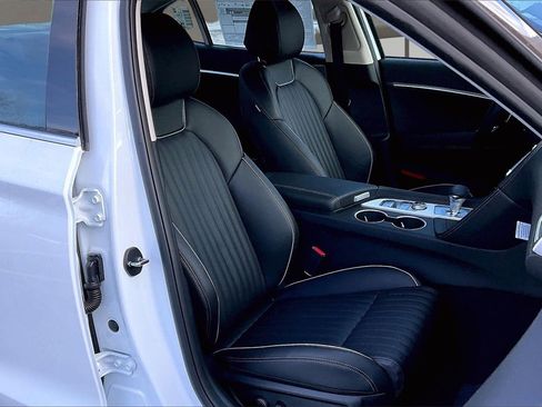 New 2026 Genesis G70 2.5T Prestige image 10