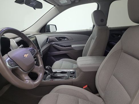 Used 2018 Chevrolet Traverse LT FWD image 17